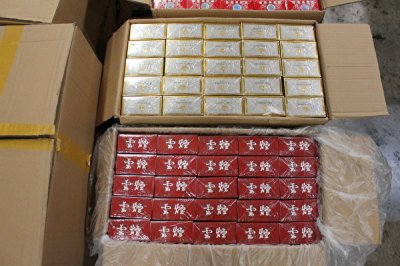 澳洲海关查获130万元非法烟草 两中国人被捕