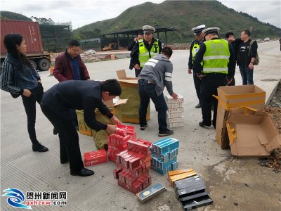 富川交警再次查获一起非法运输香烟