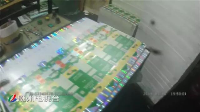 潮安警方捣毁一假烟工厂 查获假冒卷烟商标129万个