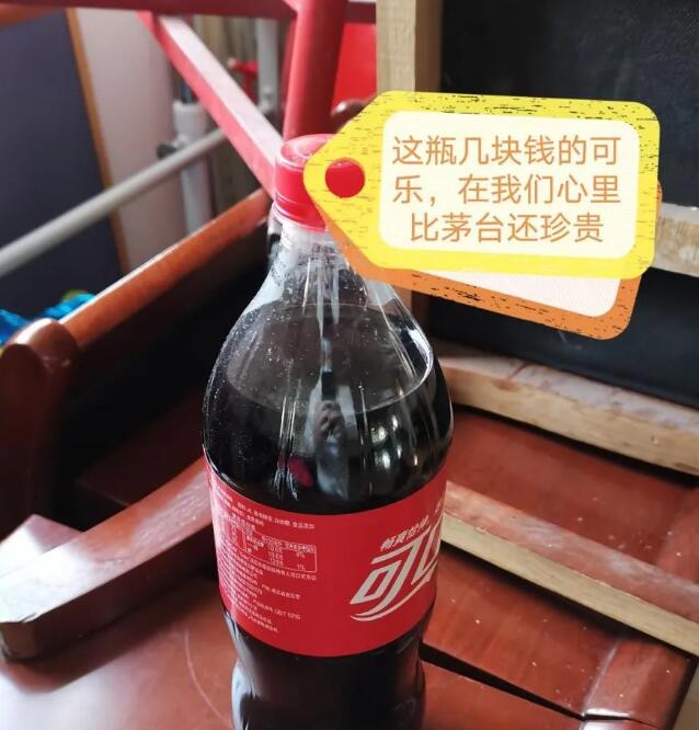 白帽爹爹和他的黄帽小分队的防疫故事